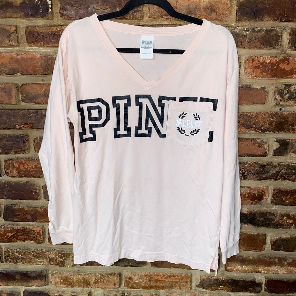 PINK Victoria's Secret Long Sleeve V-Neck Graphic T-Shirt Women's Size XS